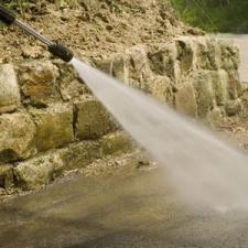 Why Pressure Washing Your Driveway is So Important for Home Maintenance